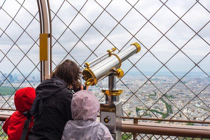 Eiffel Tower Access up to Summit by Stairs and Elevator
