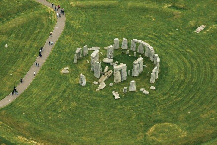 Stonehenge e Avebury míticos círculos de pedra