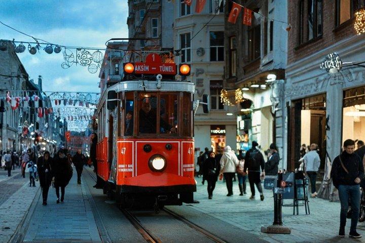 Private Istanbul Evening Tour in Old City and Taksim