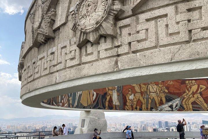 ウランバートル・プライベートカスタムウォーキングツアー(現地ガイド付き)
