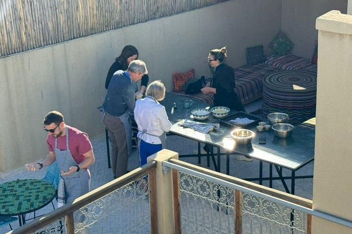 Clase de cocina marroquí en Marrakech con comida tradicional
