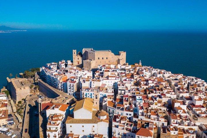 Dagtrip naar Peñíscola met waterval vanuit Valencia