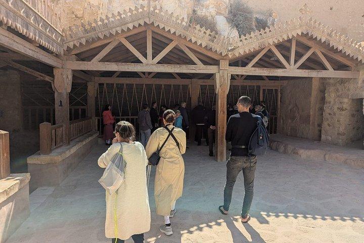 セントアンソニー＆ポール修道院へのプライベート日帰り旅行