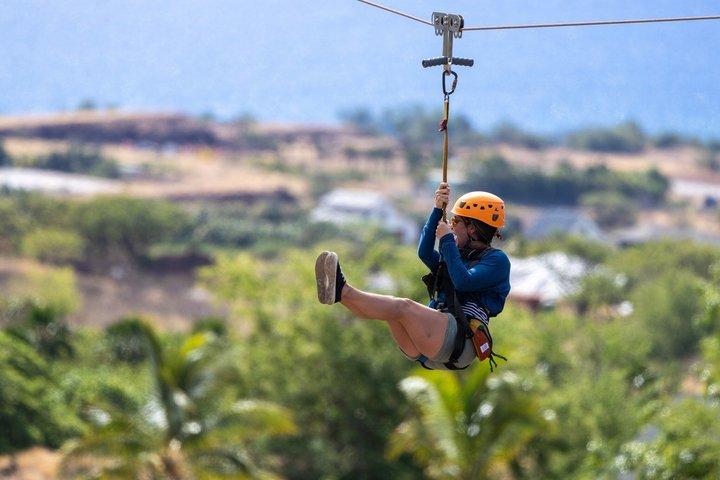 Avventura combinata Aquaball e Zipline a Maui