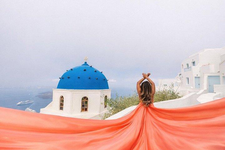 サントリーニのフライングドレス写真撮影 - 象徴的な景色（WE DO MAGIC）