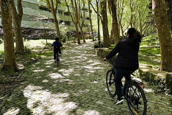 ポルトEバイクツアー-シーニックライド＆シティハイライト