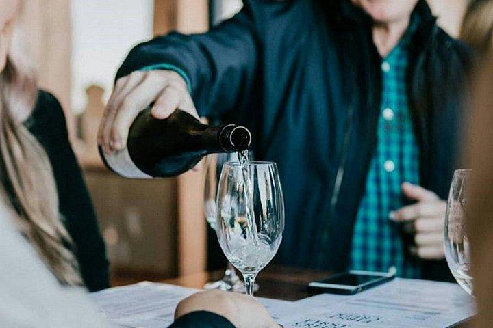 Hunter Valley Progressive Lunch and Wine Tour