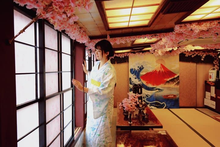Tokyo Cruise：Spring Yakatabune Cherry Blossom-Themed Show,Drinks