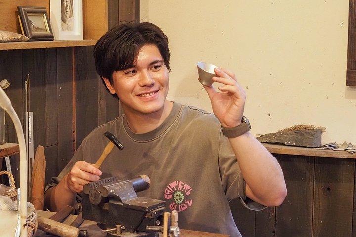 大阪：日本語のお土産を自作しよう（ネックレス、指輪、カップ）