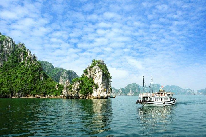 Ha Long Bay Day Tour from Hanoi | 1-Day UNESCO Cruise Experience