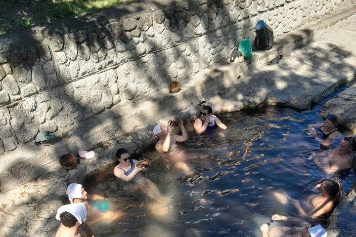 Hoteller i nærheden af Nevis Hot Springs & Bath Village
