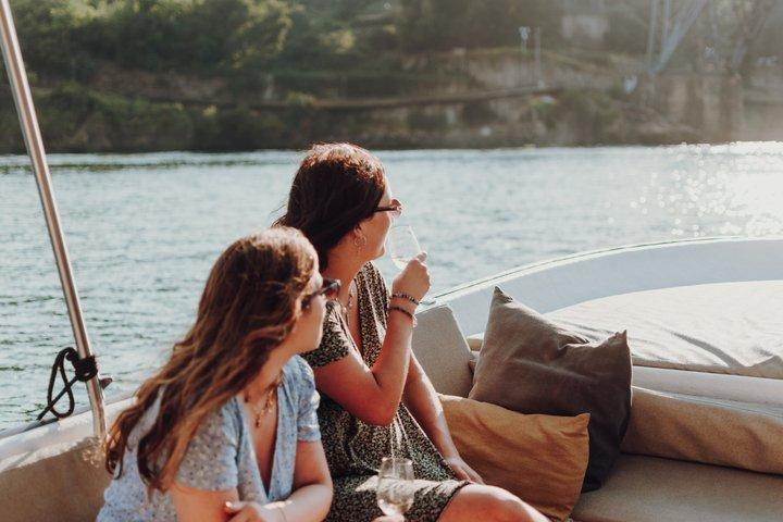 Porto : croisière sur le Douro avec dégustation de vin de Porto et collation