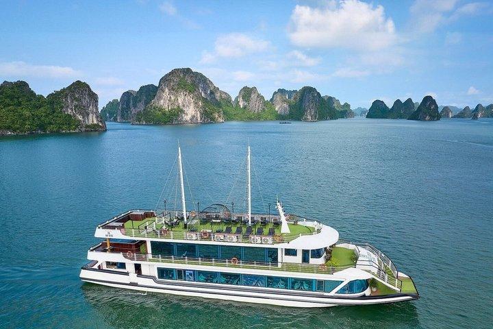 De Hanoi: Ha Long Bay Heritage Luxury Day Cruise