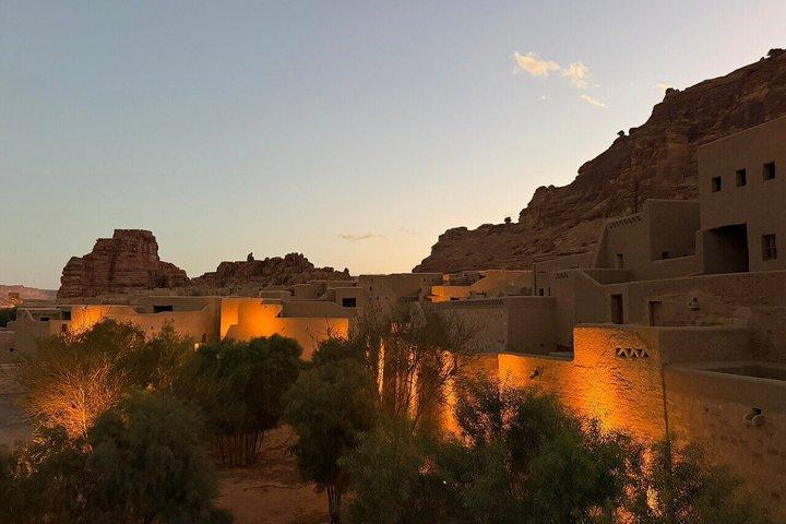 Discover AlUla: Elephant Rock, Hidden Gems & More