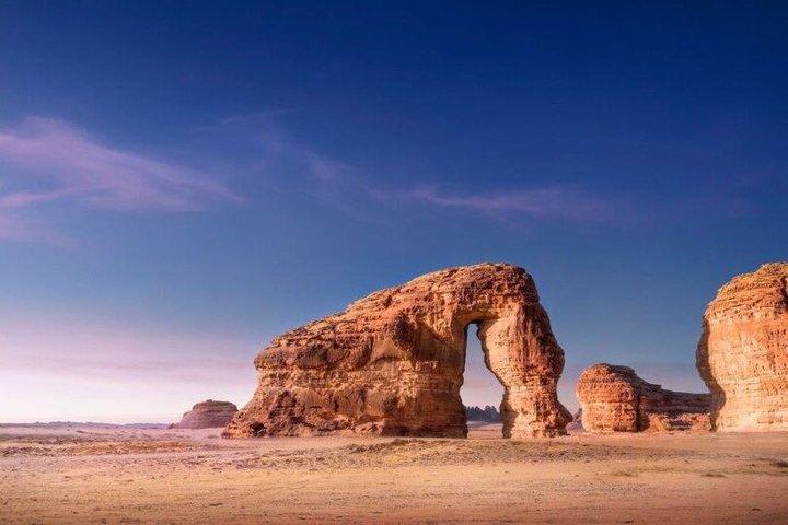 Discover AlUla: Elephant Rock, Hidden Gems & More