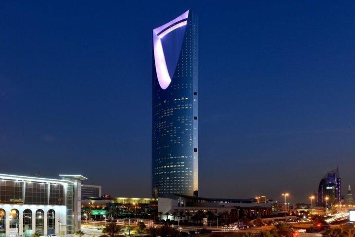 Riyadh Private Local Cultural Tour Authentic Saudi Experience