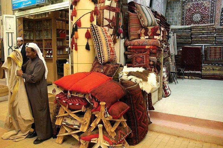 Riyadh Private Local Cultural Tour Authentic Saudi Experience
