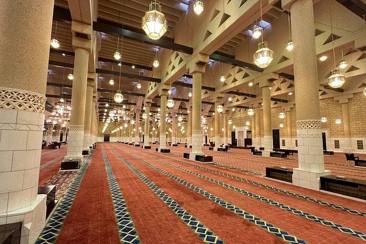 Riyadh Private Local Cultural Tour Authentic Saudi Experience