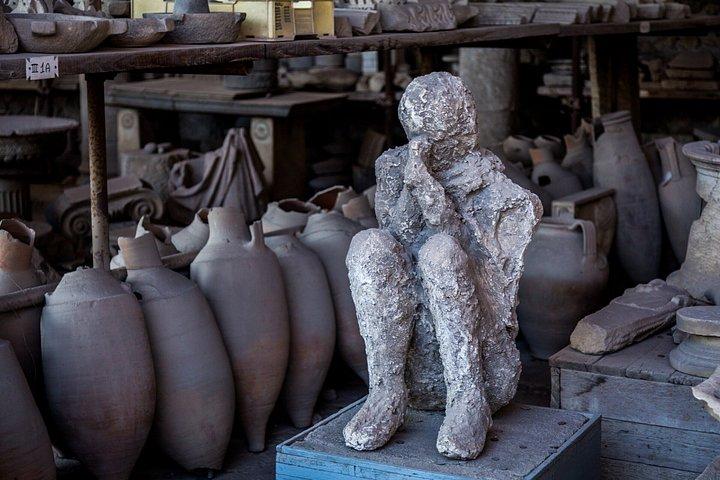 新しい発掘地のあるローマからポンペイ日帰り旅行