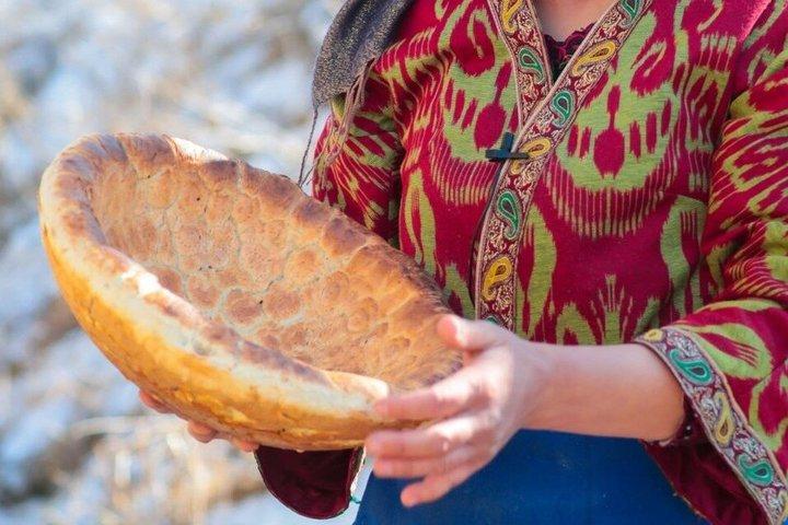 ウズベキスタン6日間のプライベートツアーTas-Khiva-Buk-Sam-Tas