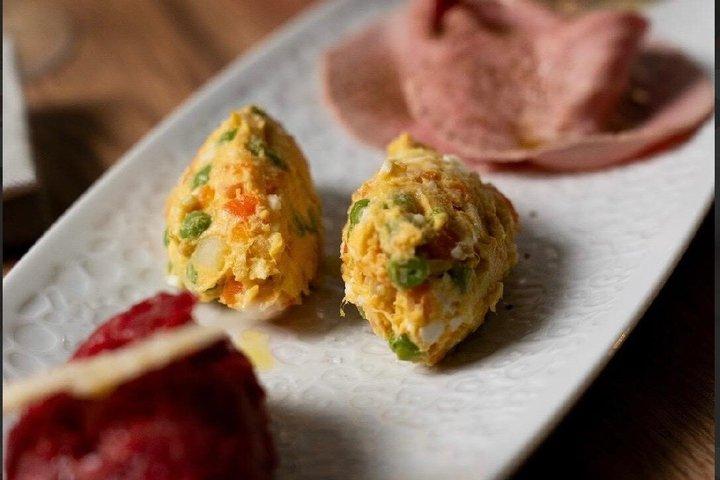 Experiencia de caza de trufas con guía local y almuerzo