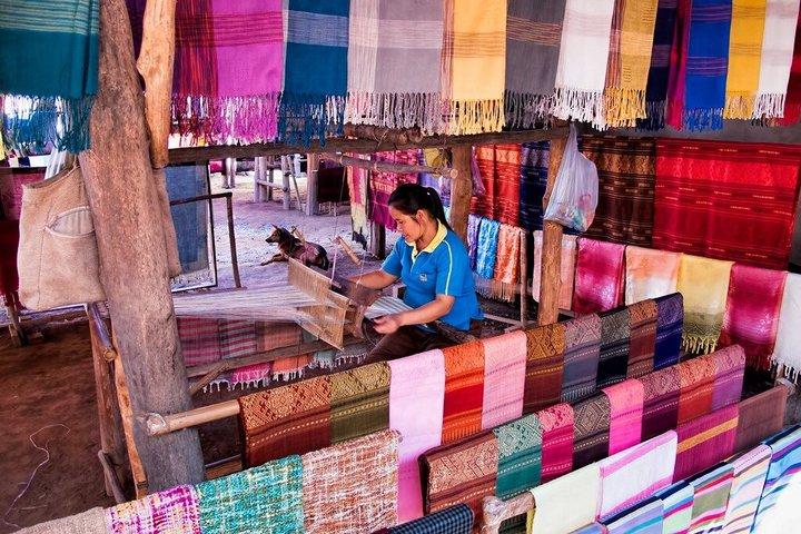 Luang Prabang Halvdagstur Pak Ou Caves og Mekong Cruise