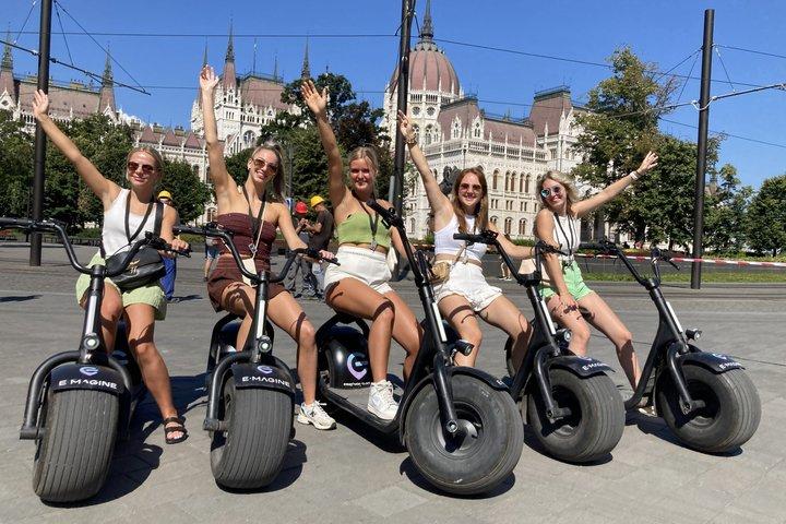 Location E-Scooter Facile et Pratique pour Visiter Budapest