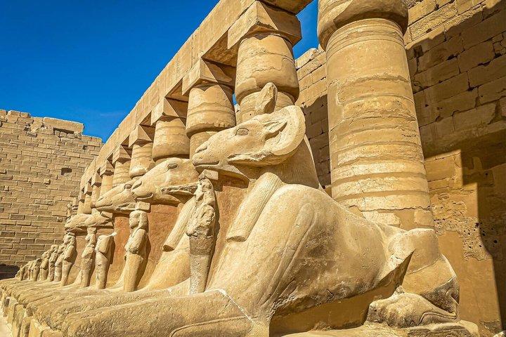 Excursión en grupo pequeño a Luxor desde Hurghada en minivan (Valle de los Reyes)