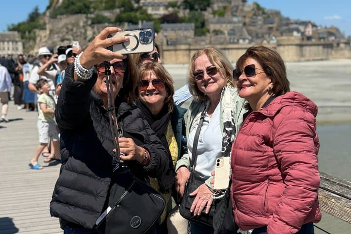 Mont Saint Michel from Paris Private Tour Included