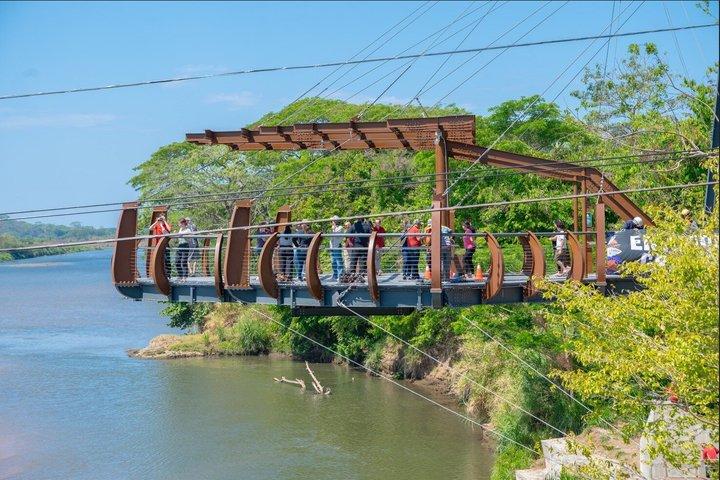 Escursione a terra Puntarenas: Rainforest Skywalk & Tarcoles River