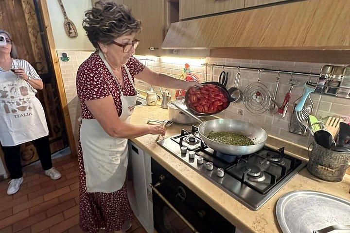 ルッカ農家料理教室または伝統的なトスカーナ料理