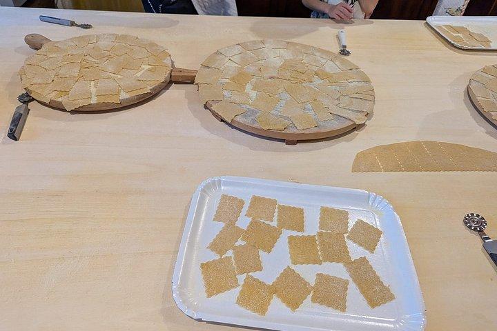 ルッカ農家料理教室または伝統的なトスカーナ料理