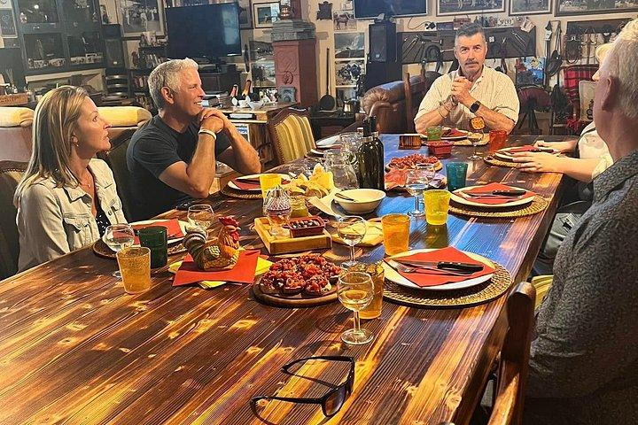 ルッカ農家料理教室または伝統的なトスカーナ料理