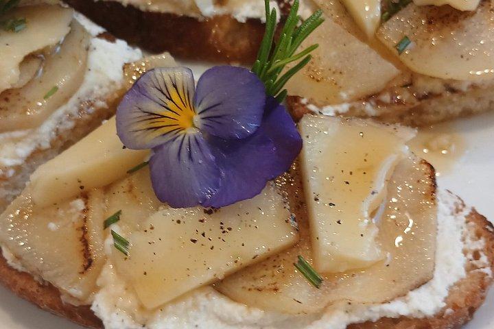 カターニア家庭料理: ピスタチオ・ラヴィオリ、シチリアパスタ&ワイン
