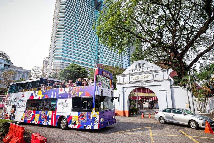 KL Hop-On Hop-Off sightseeingbusspass