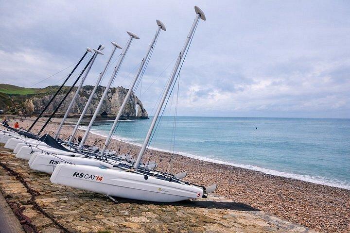 エトルタとオンフルールノルマンディー海岸プライベート日帰り旅行パリ発