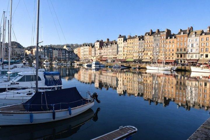エトルタとオンフルールノルマンディー海岸プライベート日帰り旅行パリ発