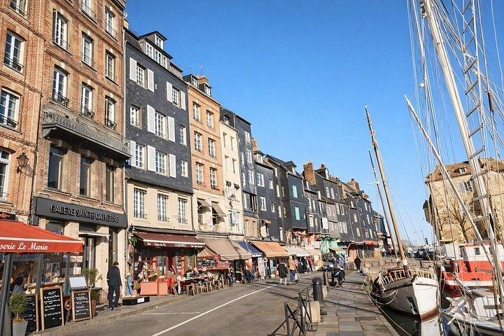 エトルタとオンフルールノルマンディー海岸プライベート日帰り旅行パリ発