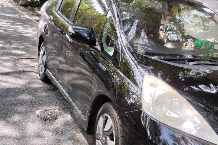 車またはバンでのプライベートツアースリランカ首都コロンボを探索