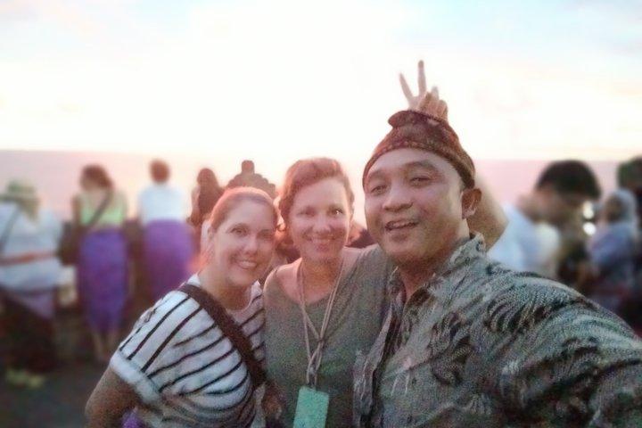 Bali : ウルワツ寺院,ケチャファイヤーダンス＆バリ・ブリスマッサージトリートメント