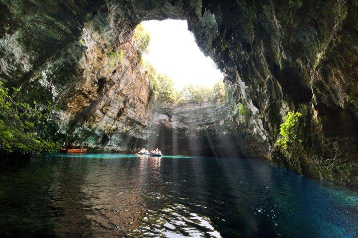 Cuevas y costa de Cefalonia – Tour privado por la costa