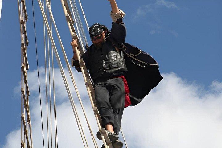 Pirate Ship Cruise to Shipwreck Beach and Caves in Zakynthos