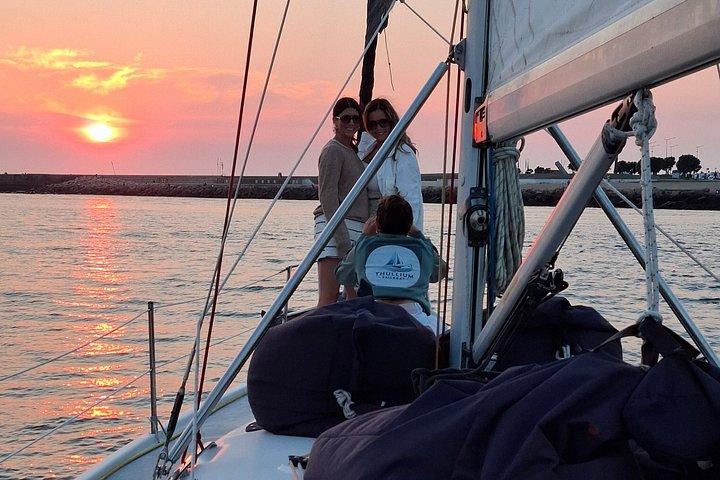 ポルト、あなただけのために！ ポートワインと夕日を楽しめるセーリングクルーズ