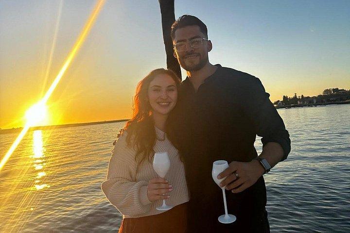 ポルト、あなただけのために！ ポートワインと夕日を楽しめるセーリングクルーズ