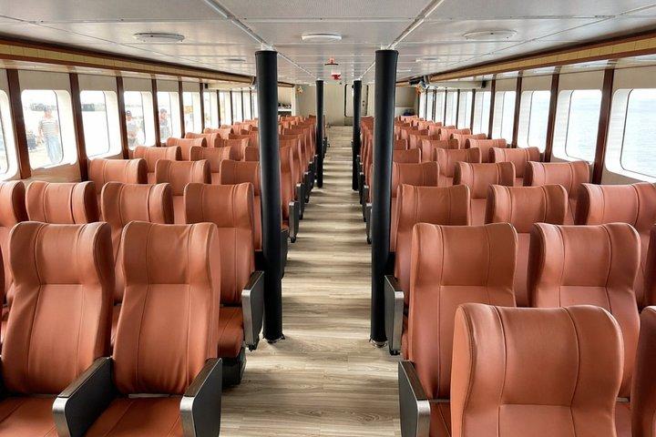 パダンバイ島とギリ諸島またはロンボク島間の片道高速船