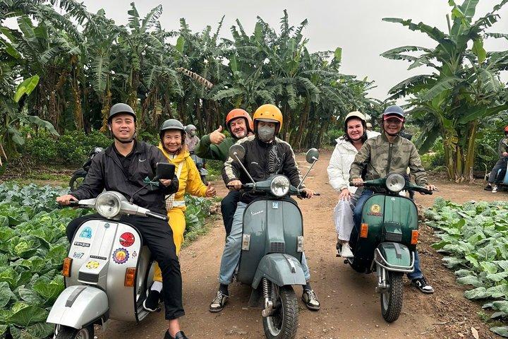 女性ライダーとバイクでハノイ体験
