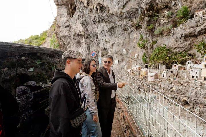 ナポリ発ポンペイ・アマルフィ海岸プライベートツアー（アマルフィ・ラヴェッロ観光付き）