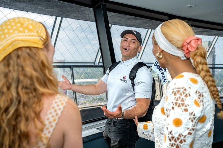 ベスト・オブ・ナイアガラ・フォールズ・カナダプレミアムツアー : 滝の裏側とボート