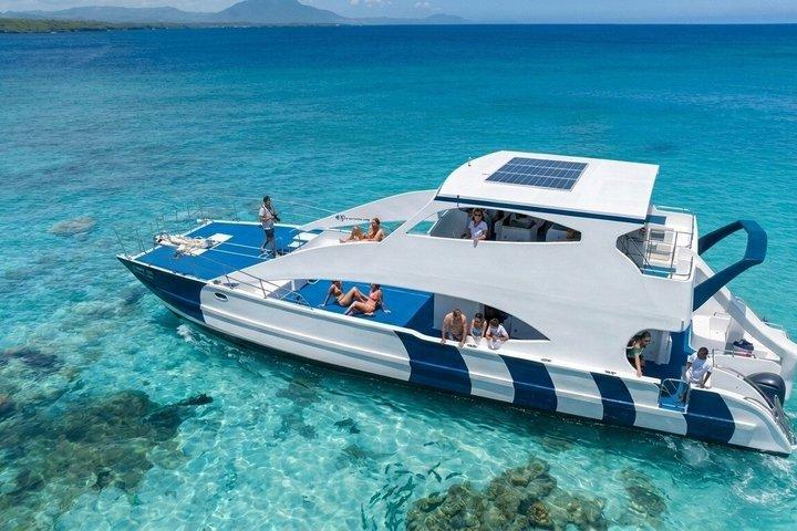 Puerto Plata Party Boat Cruise | Snorkeling, Open Bar e Pranzo Barbecue