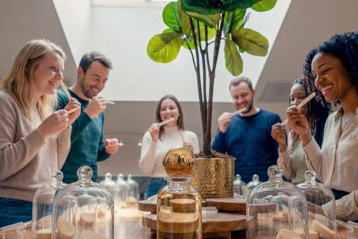 Parfum personnalisé ou Cologne faisant l'expérience à Clearwater